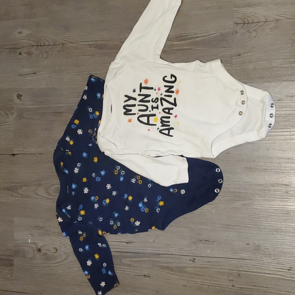 💚 Old Navy | Baby Onesies | 3-6 Months